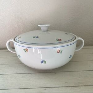 Vintage Schonwald Bavaria Germany Porcelain Petite Fleur Covered Casserole Dish